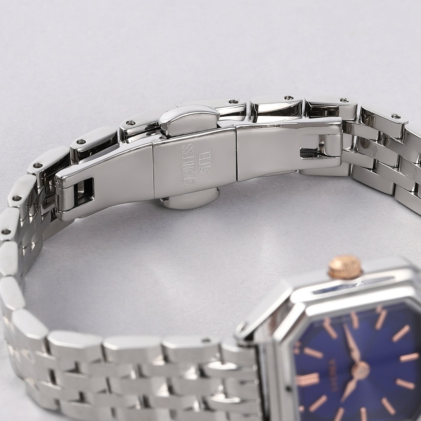 CARRE - LC2004-SS